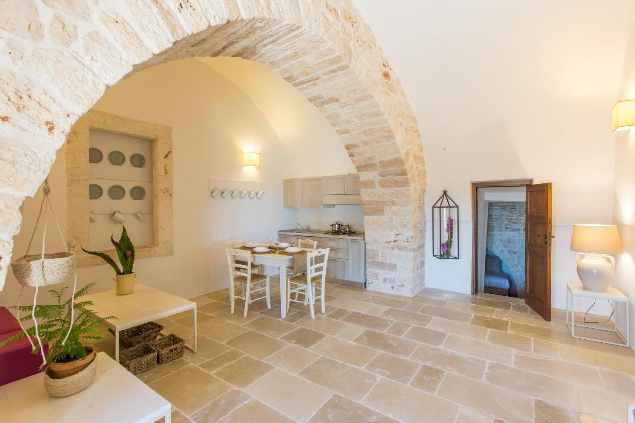 Masseria Castelluzzo Чельє-Мессапіка Екстер'єр фото