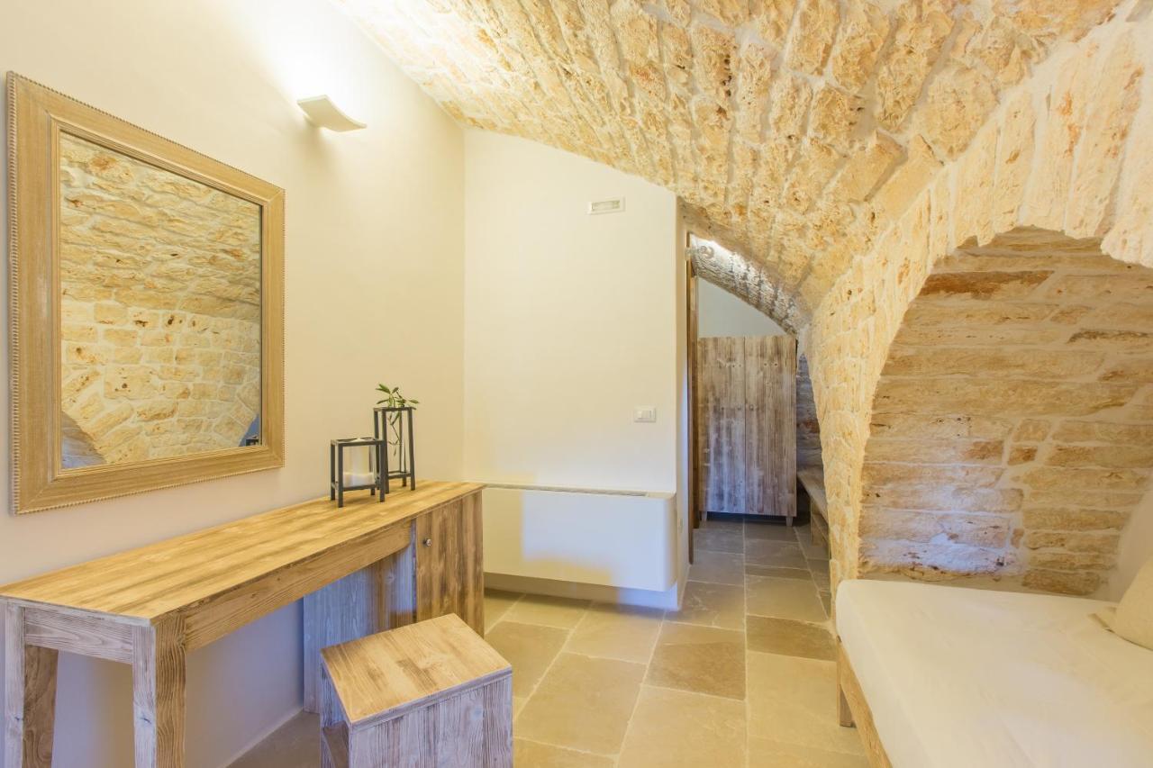Masseria Castelluzzo Чельє-Мессапіка Екстер'єр фото